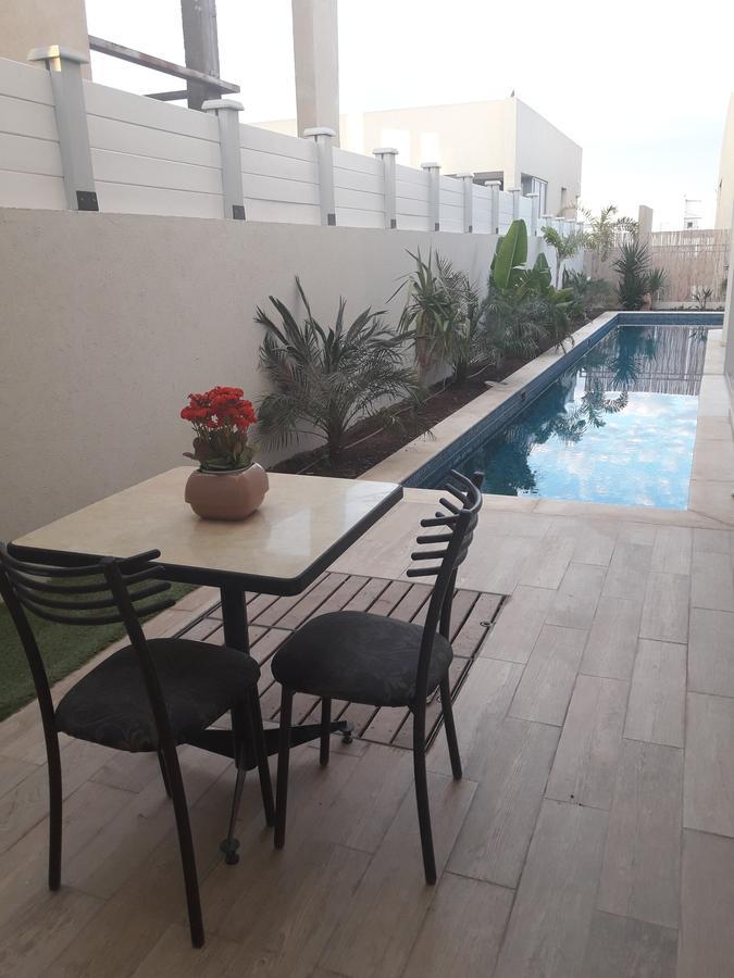 Turquoise Apartment With Pool Ейлат Екстериор снимка